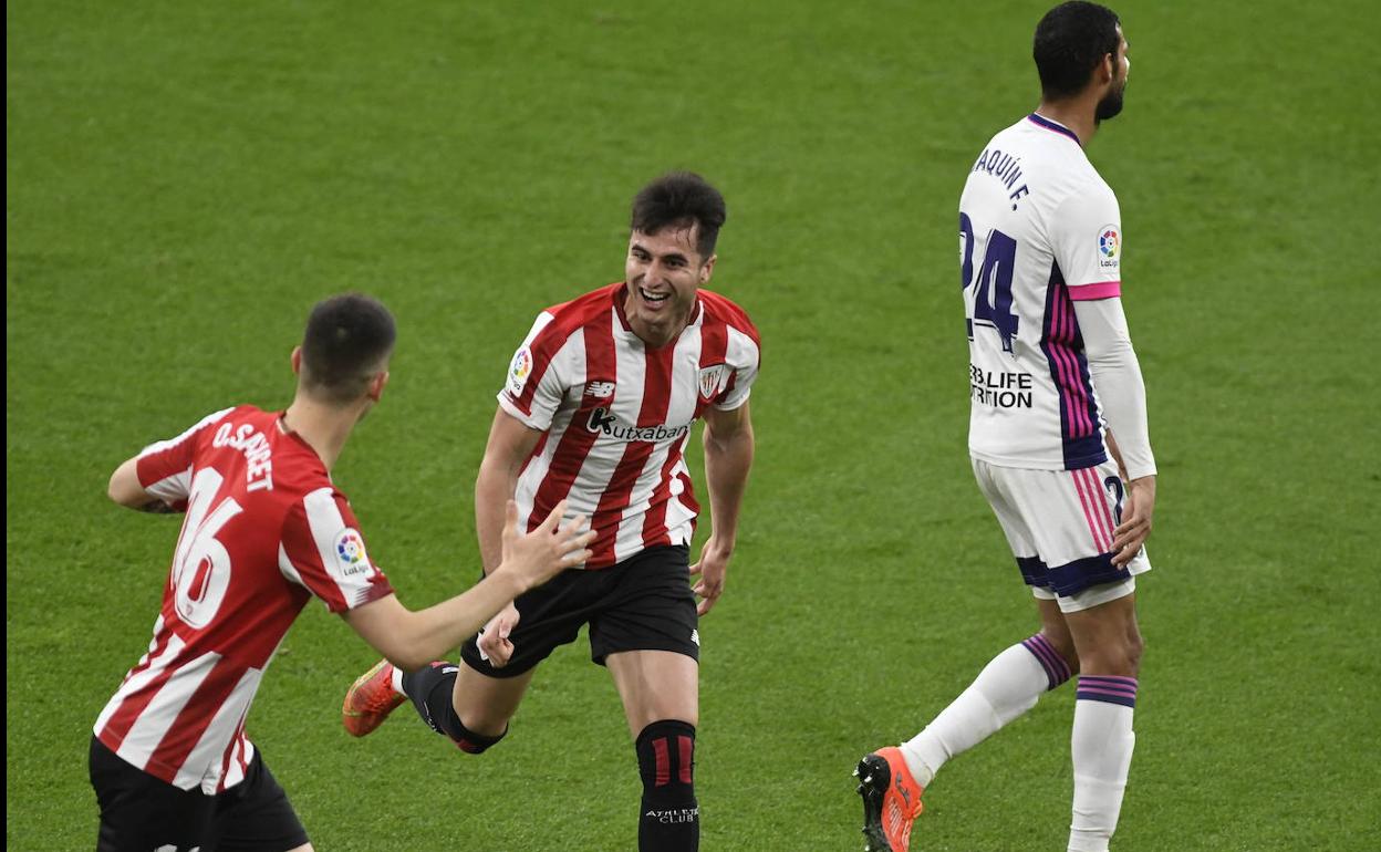 Morcillo celebra el gol que le hizo al Real Valladolid en San Mamés la temporada pasada. 