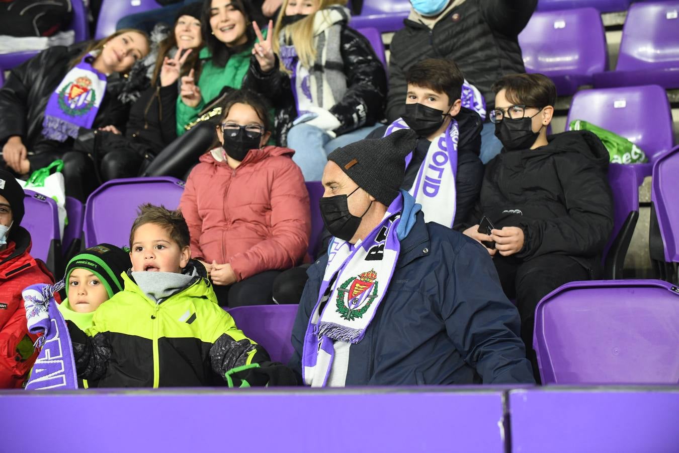 Fotos: Búscate en la grada de Zorrilla (1/4)