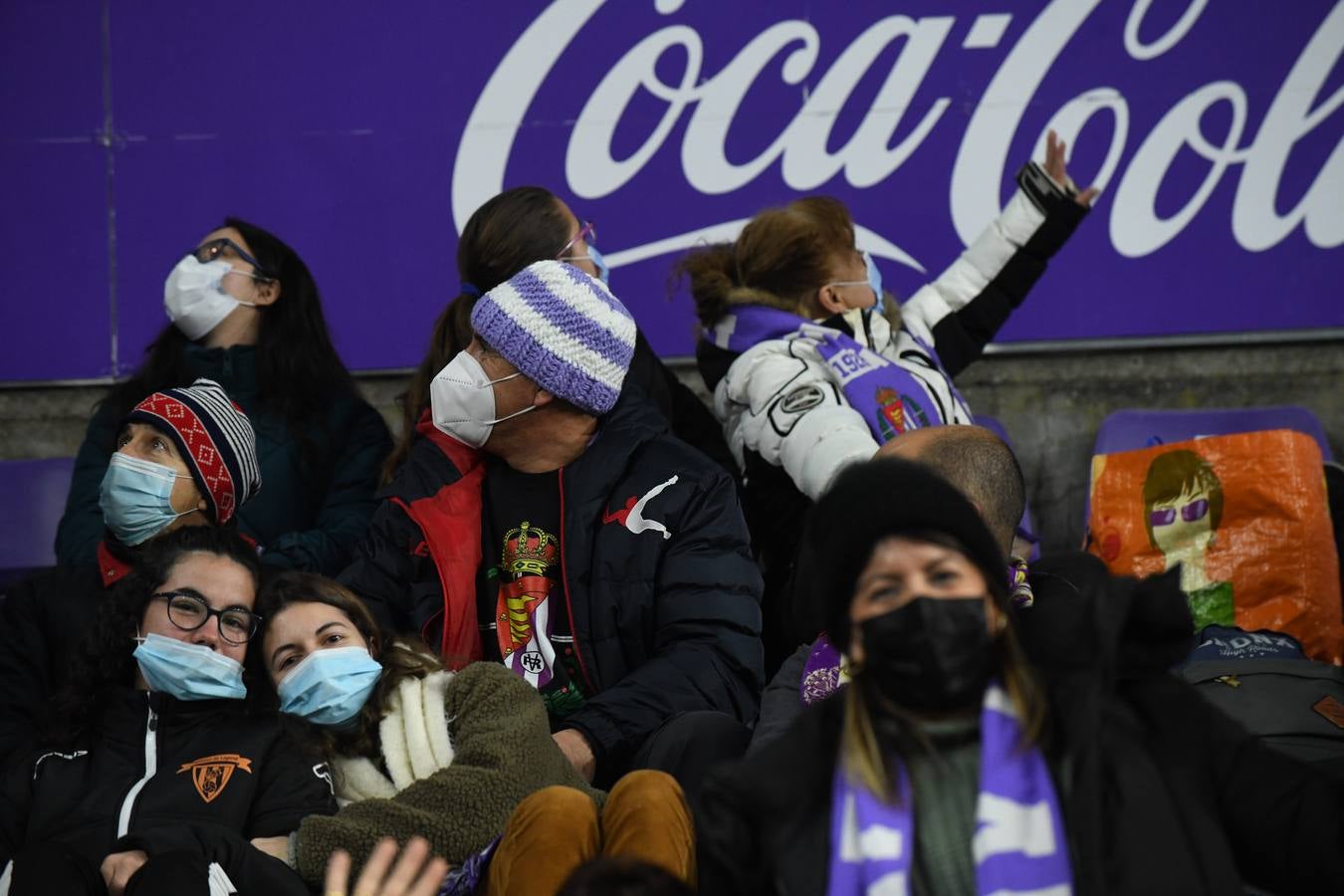 Fotos: Búscate en la grada de Zorrilla (3/4)