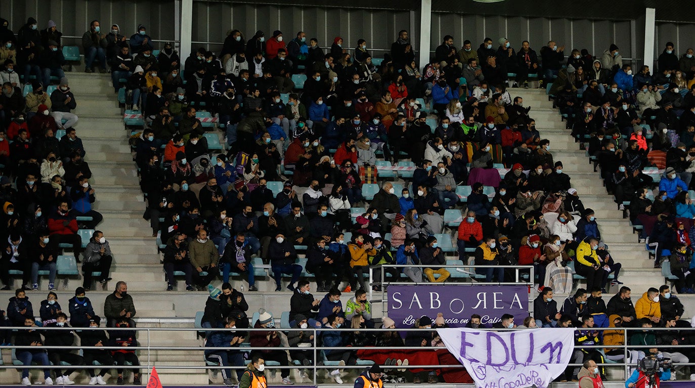 El Espanyol sufre en una repleta y animada Balastera