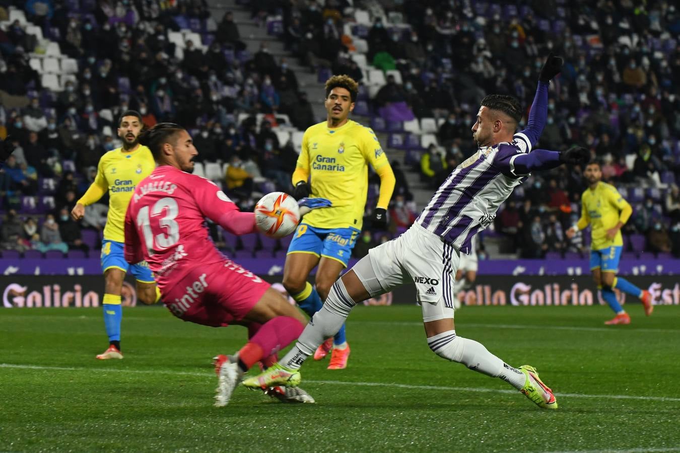 Fotos: El Real Valladolid pasa a tercera ronda de la Copa del Rey tras vencer a Las Palmas (3-1)