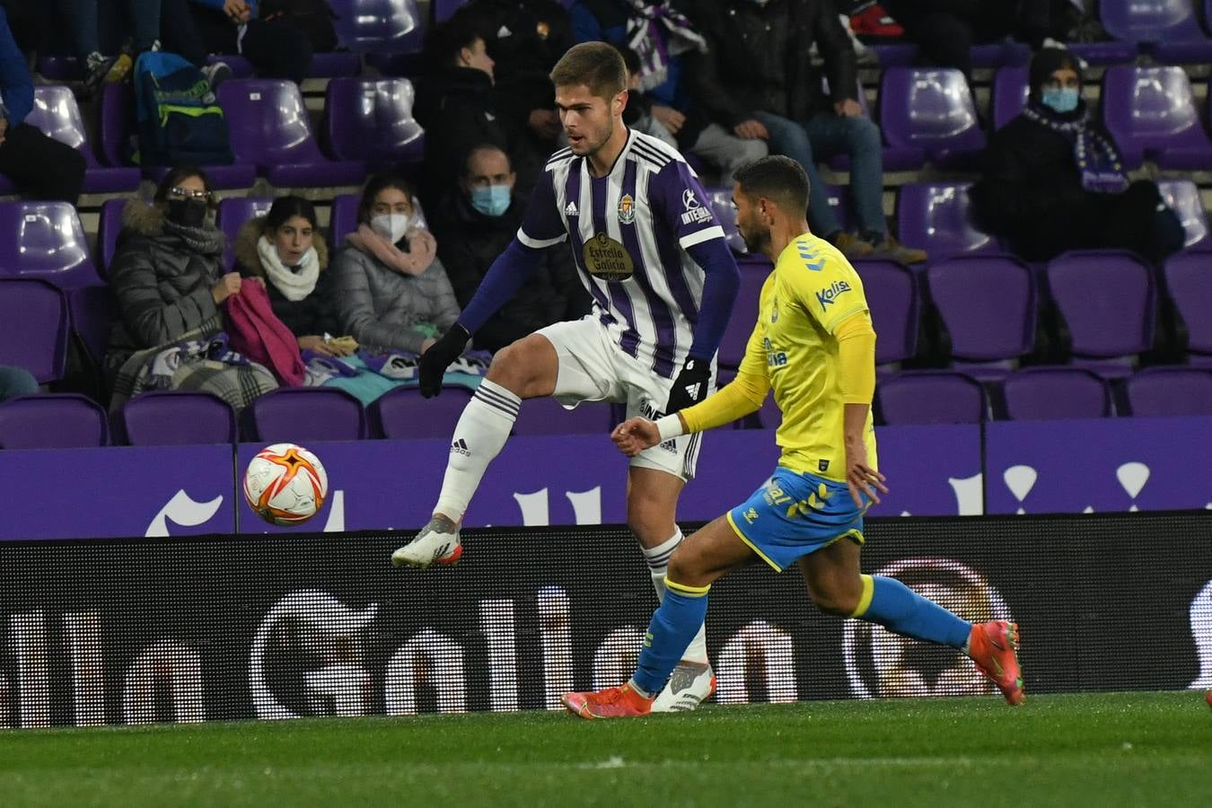 Fotos: El Real Valladolid pasa a tercera ronda de la Copa del Rey tras vencer a Las Palmas (3-1)