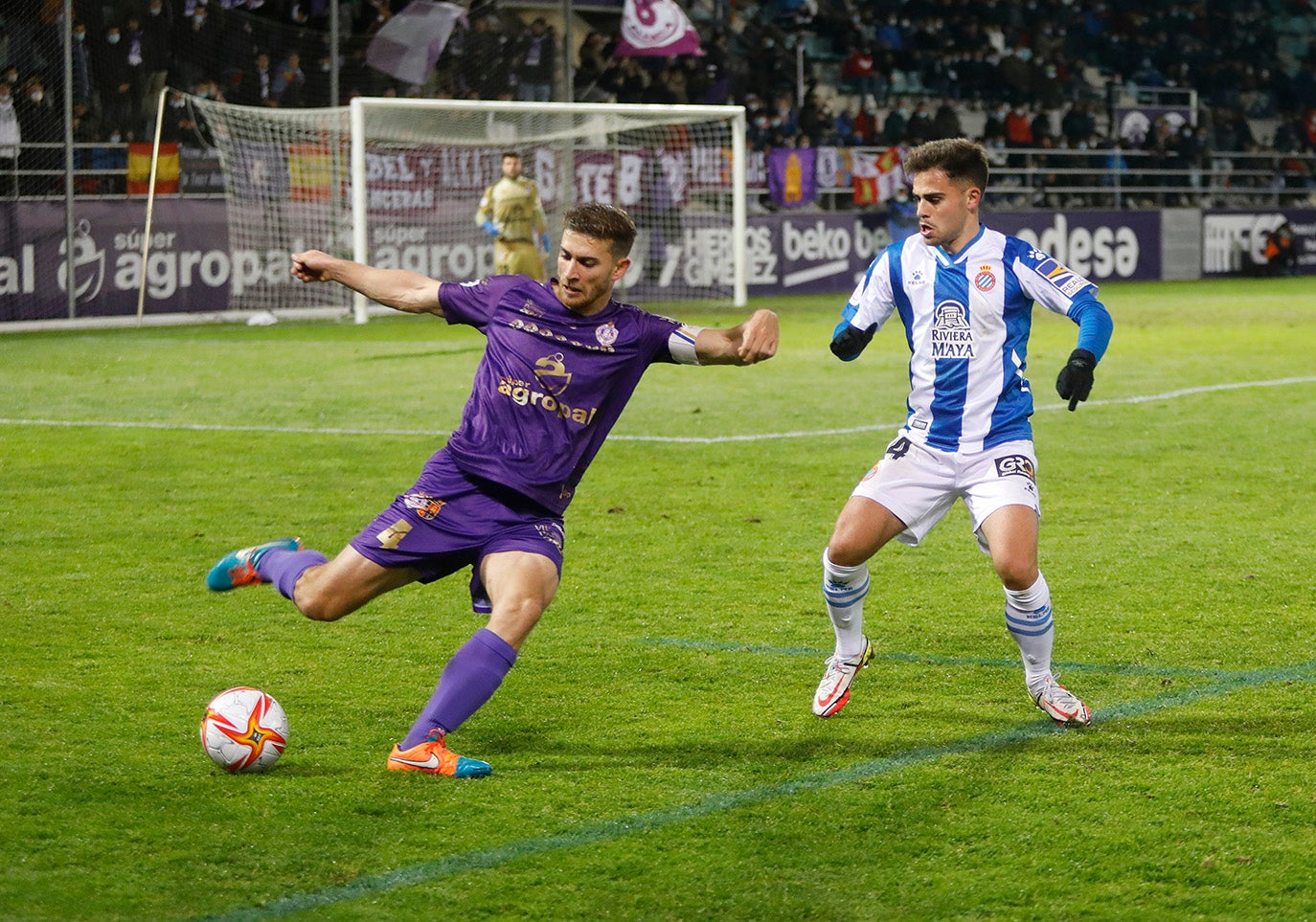 El Espanyol hace a Palencia de Primera