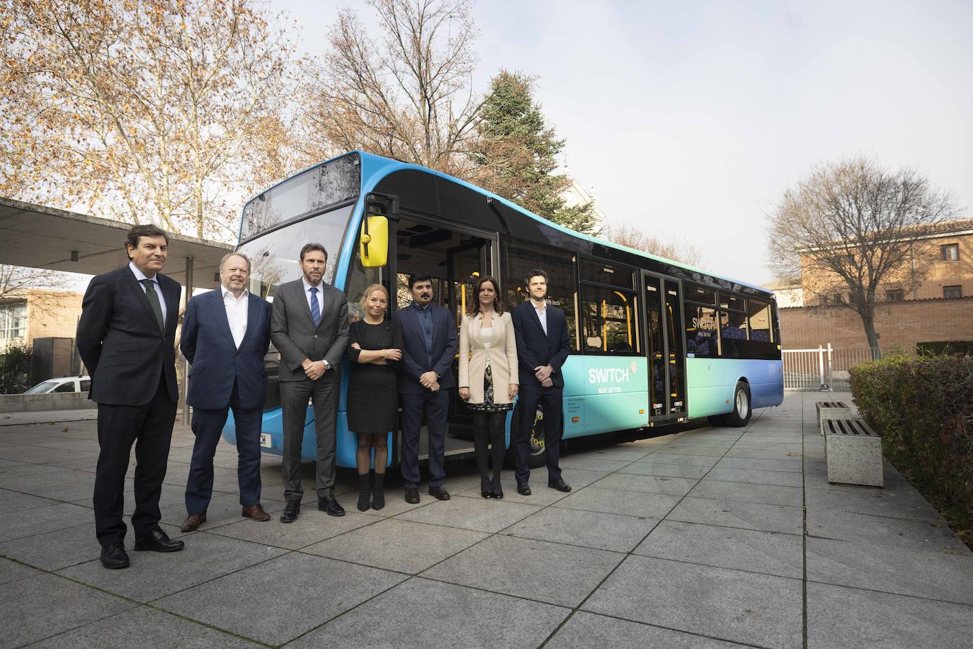 Fotos: Presentación de la fábrica de autobuses eléctricos Switch Mobility en Valladolid