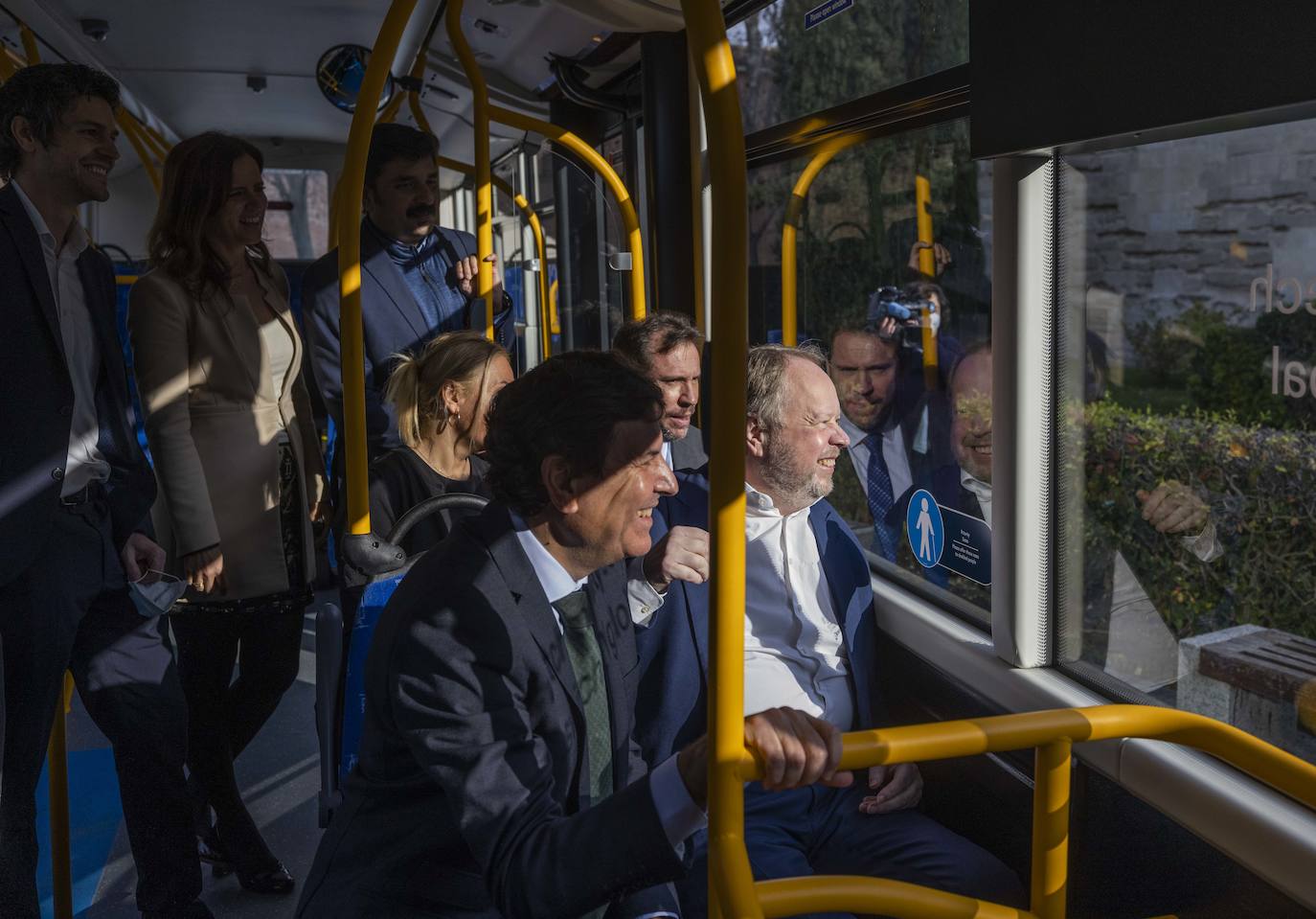 Fotos: Presentación de la fábrica de autobuses eléctricos Switch Mobility en Valladolid