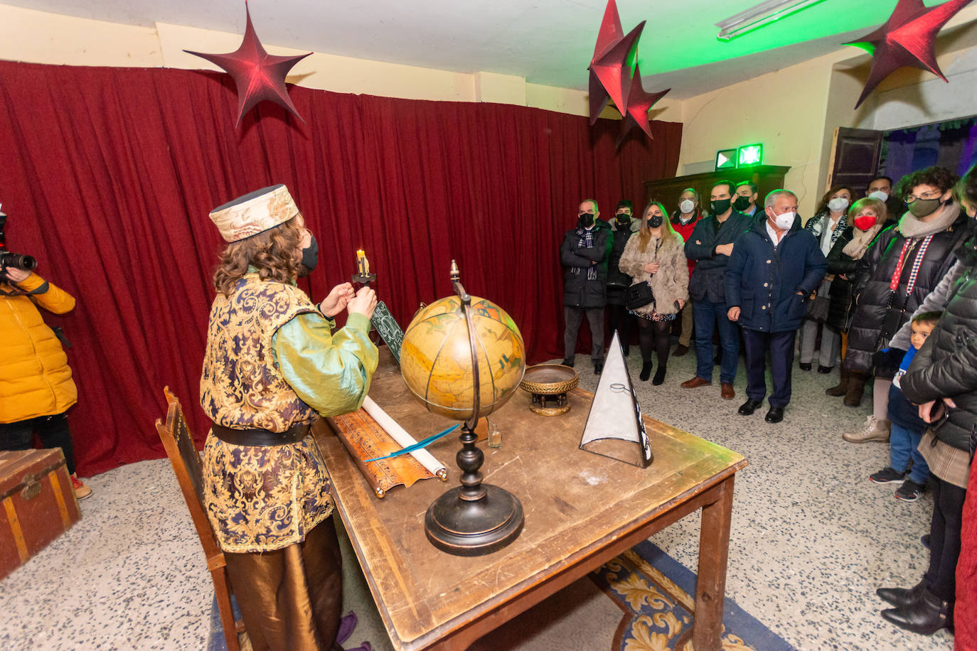 Fotos: Los pajes anuncian la próxima llegada de los Reyes a Palencia