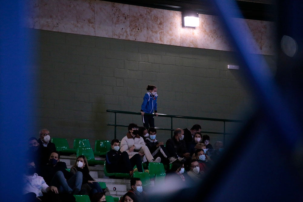 Un nervioso Aquimisa tira el partido en un pésimo último cuarto ante Cantabria (61-64)