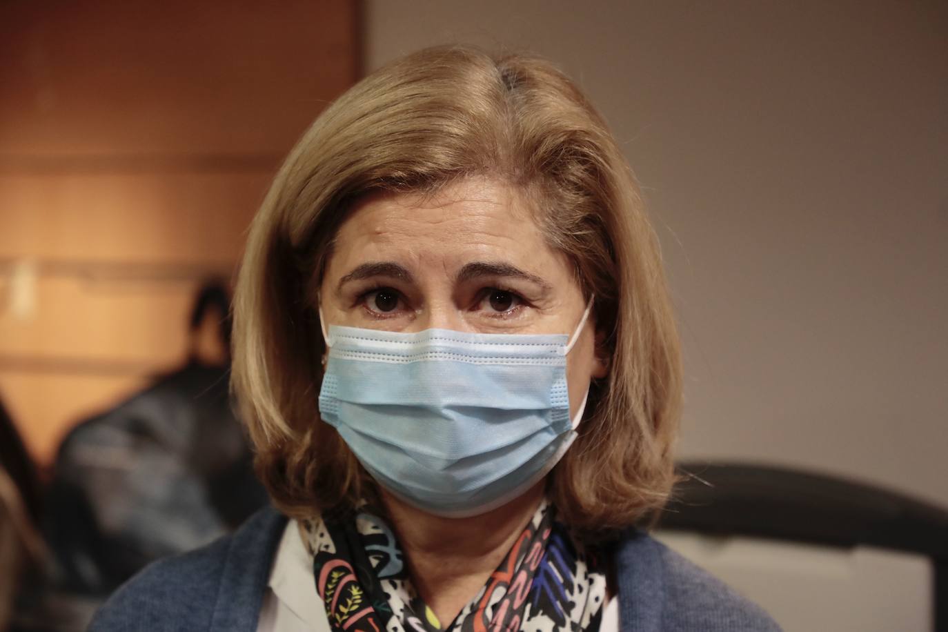 Los vallisoletanos aprovechan el día de Nochebuena para hacer las últimas compras. 