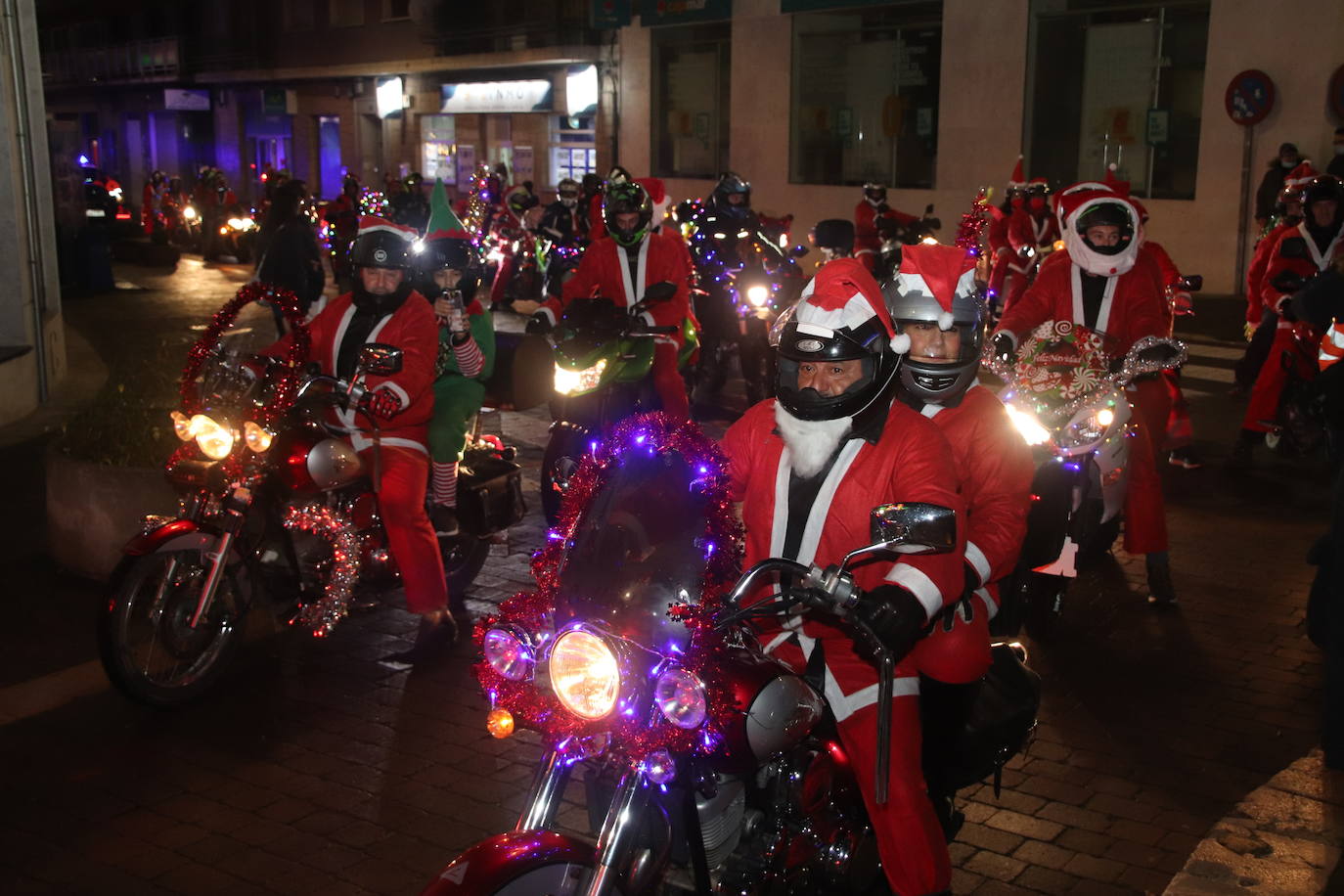 Actos con motivo de la llegada de Papá Noel a Cuéllar.