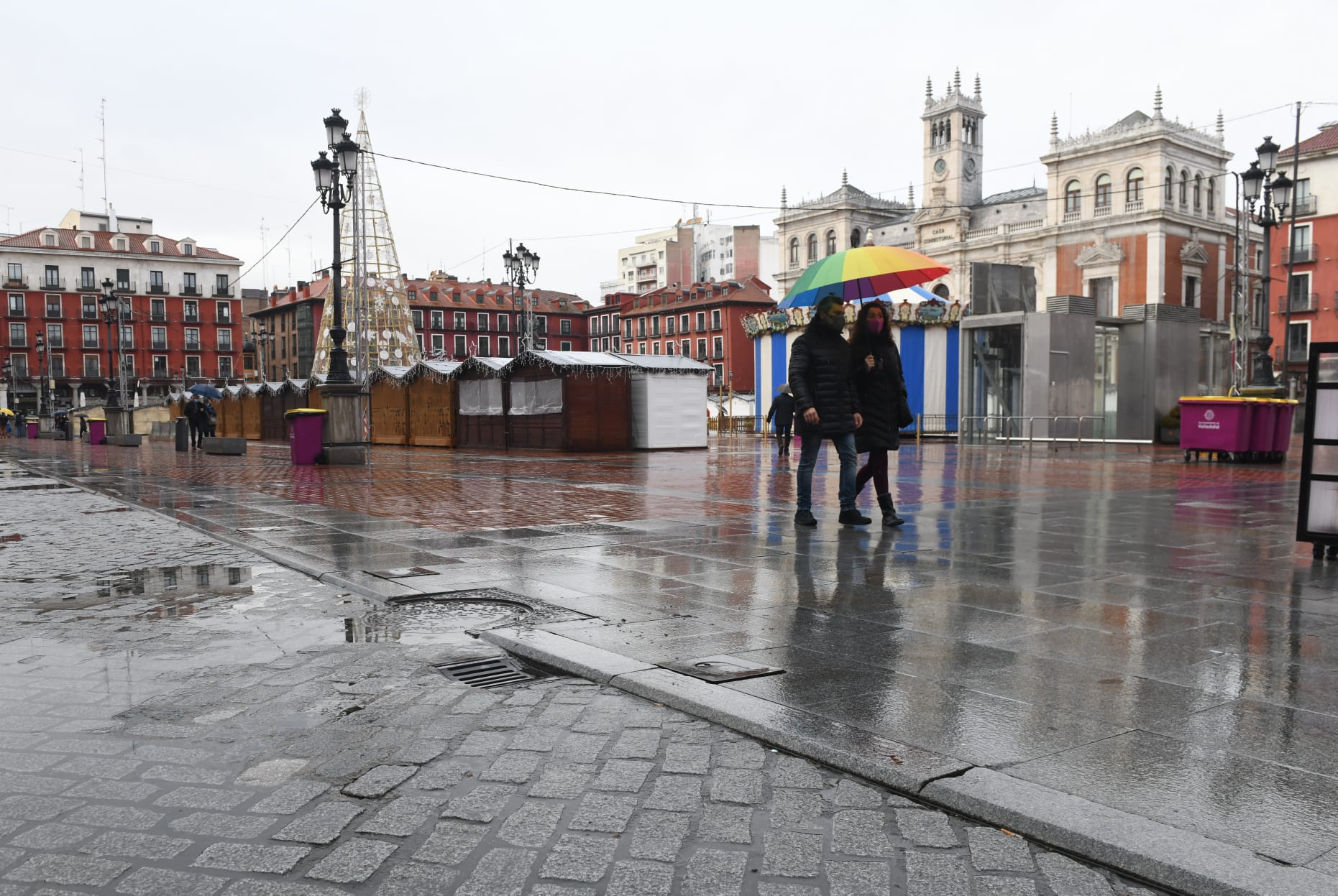 La Plaza Mayor, tranquila este día de Navidad. 