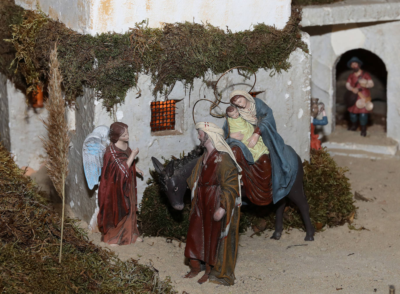 Fotos: El montaje del Santo Sepulcro en Palencia