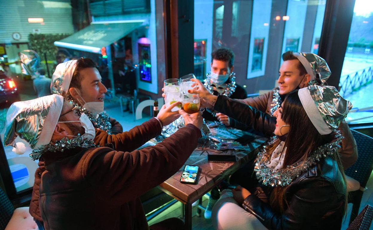 Abiente de celebración de Nochevieja el año pasado. 