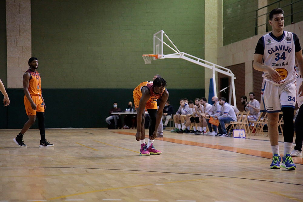 El colista Aquimisa vuelve a tirar otro partido que tenía 'ganado' en el ultimo cuarto (74-77)