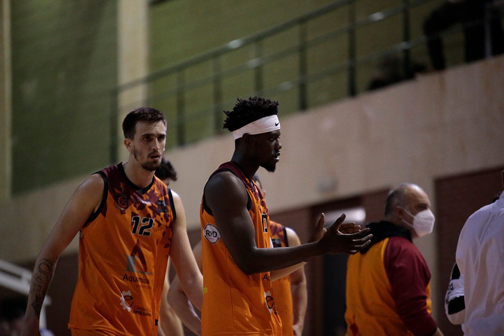 El colista Aquimisa vuelve a tirar otro partido que tenía 'ganado' en el ultimo cuarto (74-77)