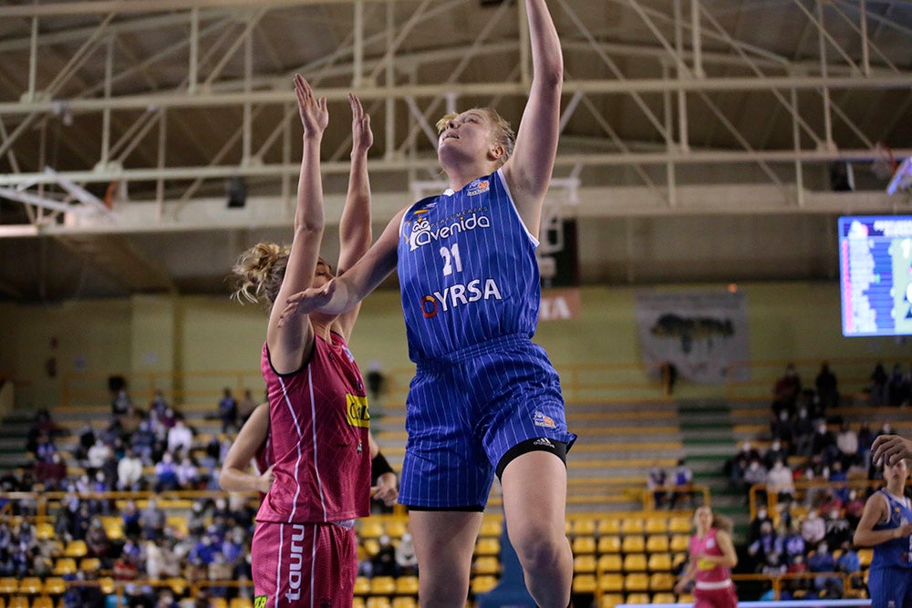 El CB Avenida se va líder en solitario al 2022 (85-62)