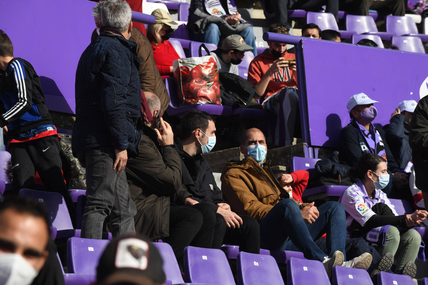 Fotos: Búscate en la grada del Real Valladolid-Leganés (3/4)
