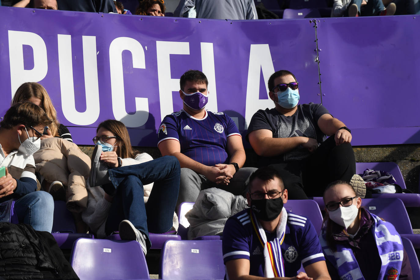 Fotos: Búscate en la grada del Real Valladolid-Leganés (4/4)