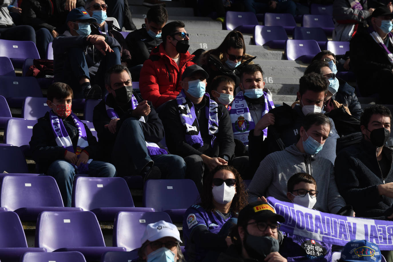 Fotos: Búscate en la grada del Real Valladolid-Leganés (4/4)