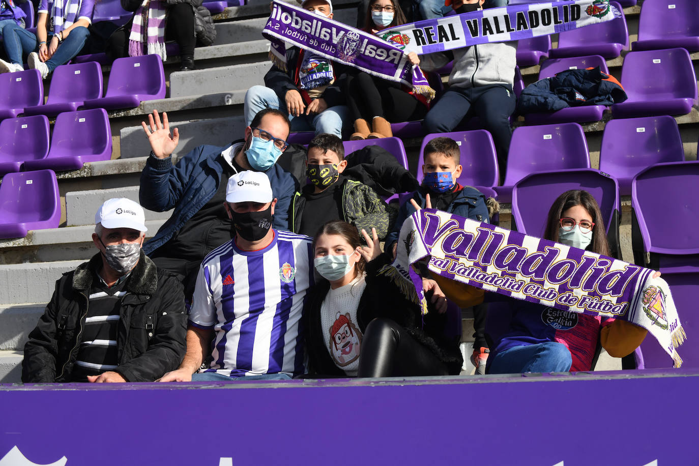 Fotos: Búscate en la grada del Real Valladolid-Leganés (4/4)