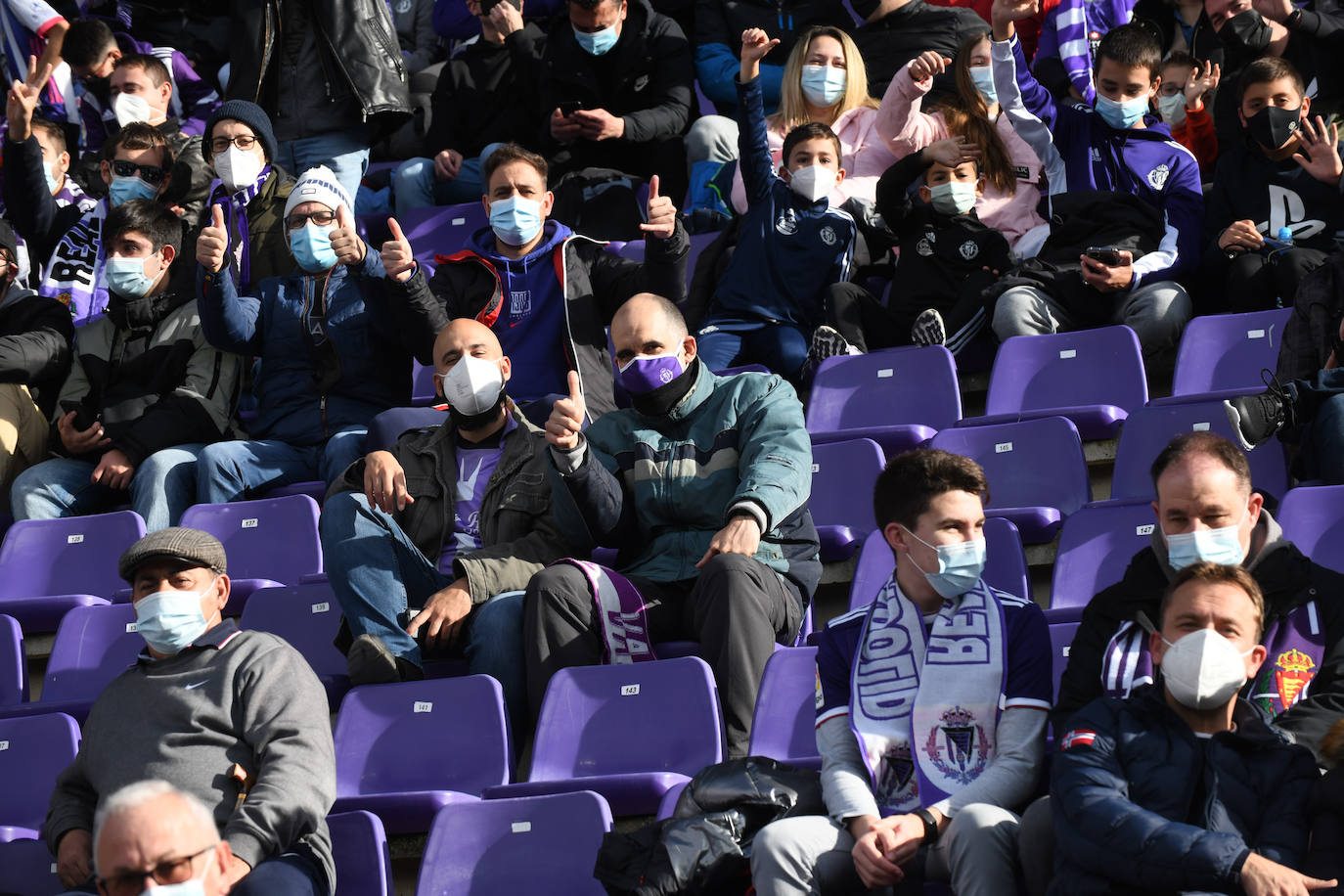 Fotos: Búscate en la grada del Real Valladolid-Leganés (2/4)