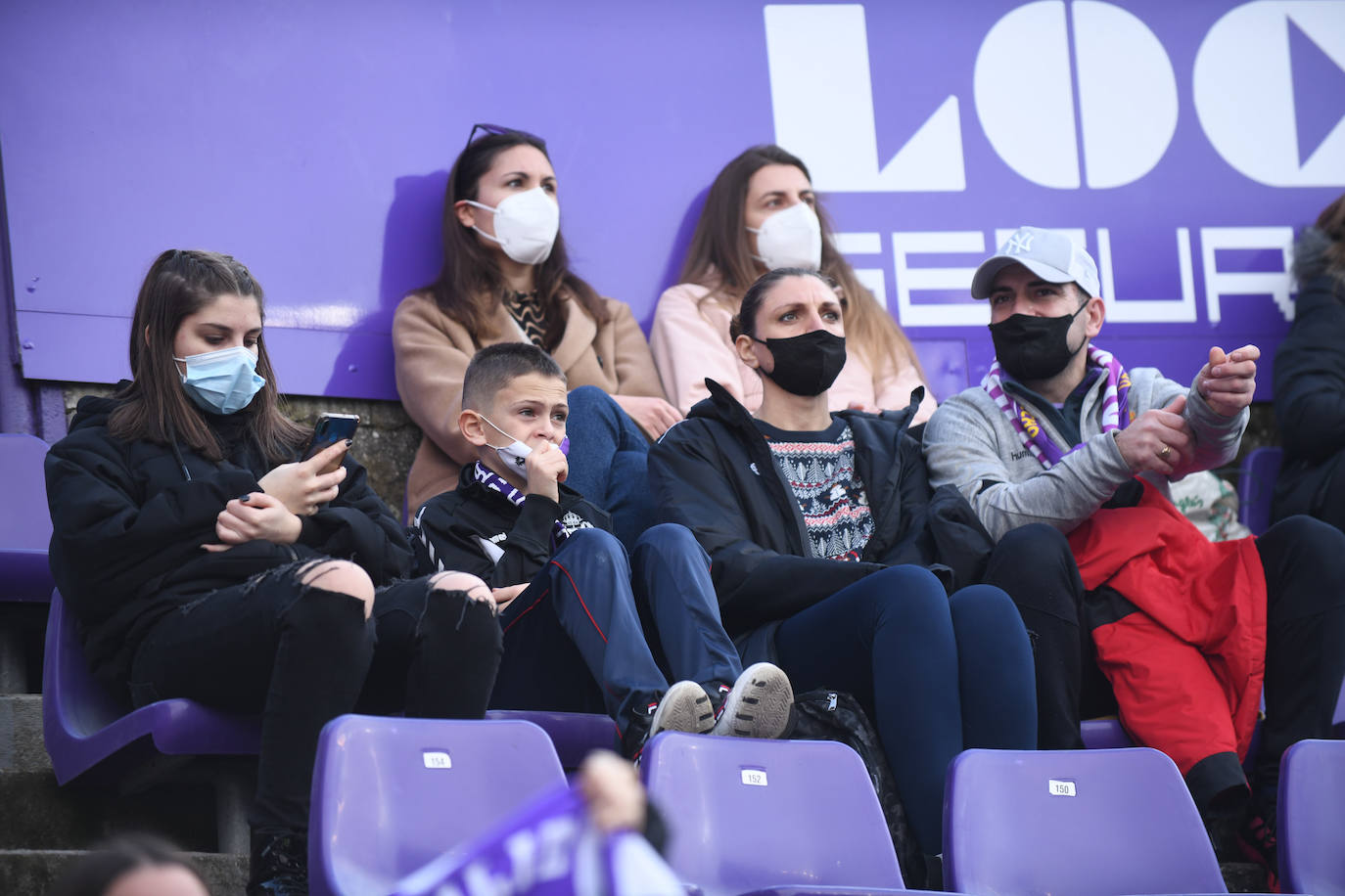 Fotos: Búscate en la grada del Real Valladolid-Leganés (2/4)
