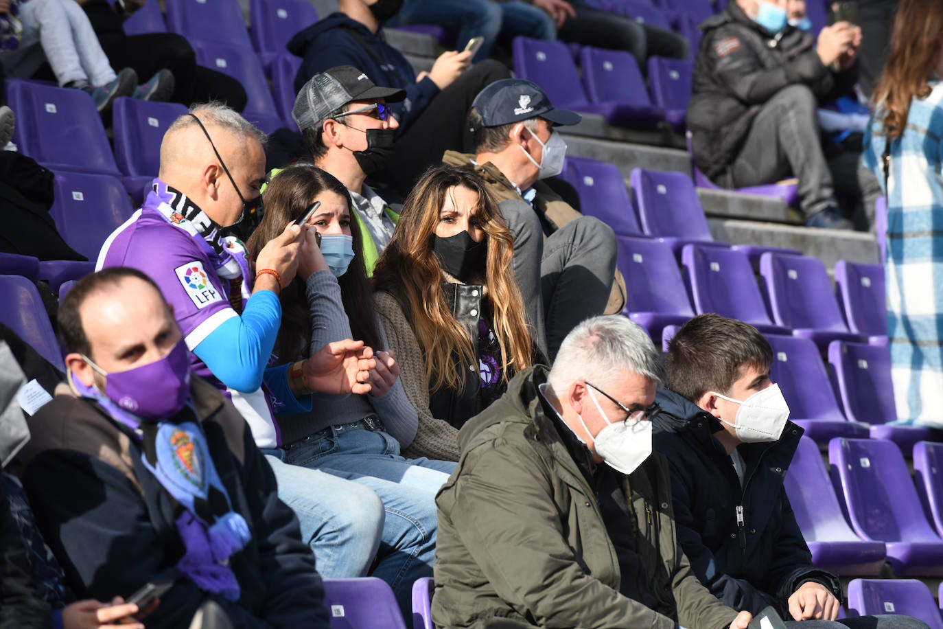 Fotos: Búscate en la grada del Real Valladolid-Leganés (2/4)