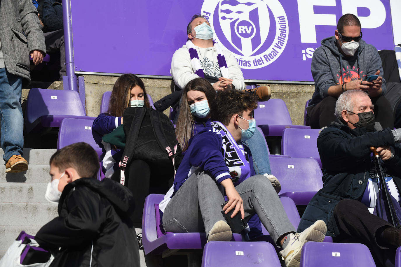 Fotos: Búscate en la grada del Real Valladolid-Leganés (2/4)