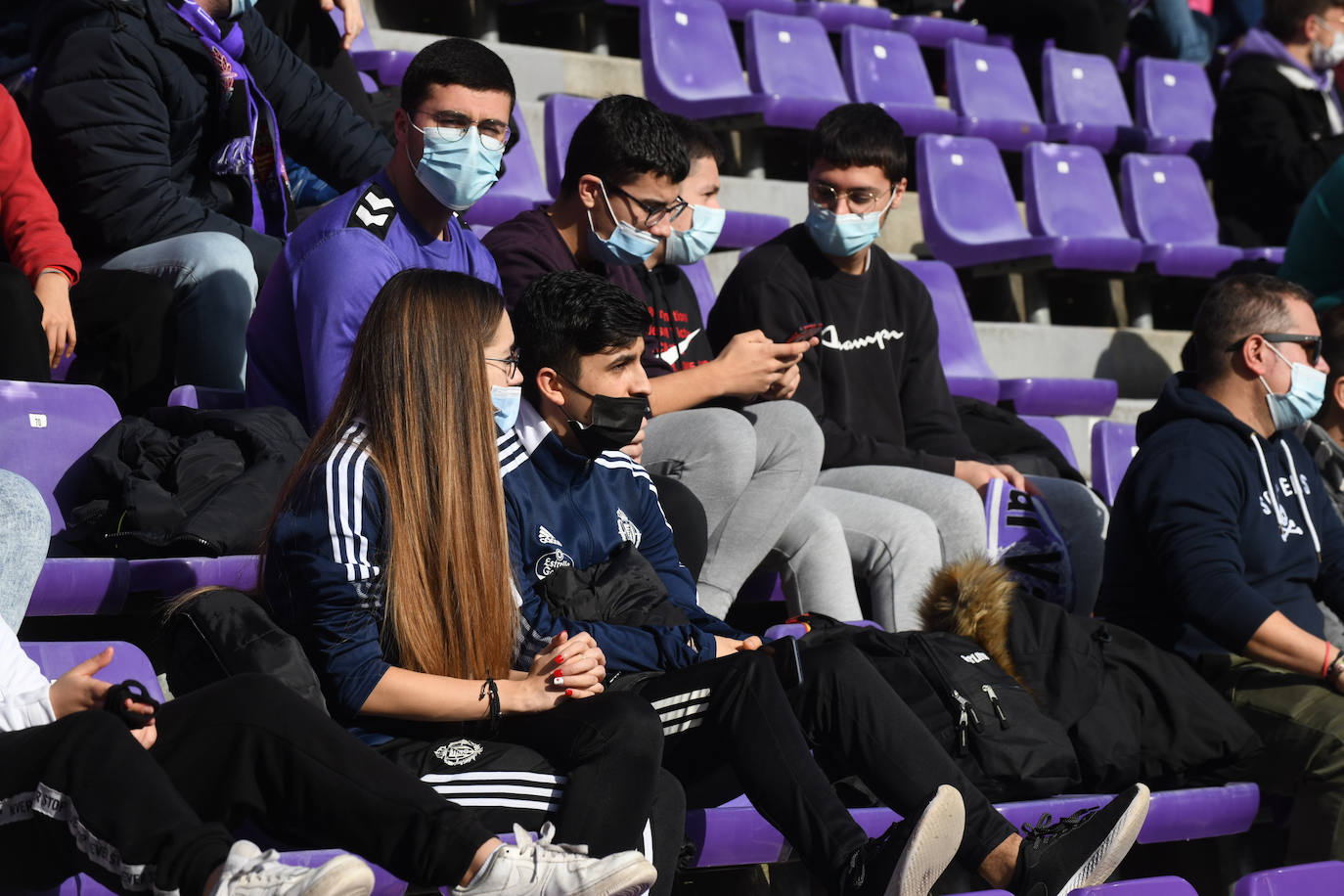 Fotos: Búscate en la grada del Real Valladolid-Leganés (2/4)