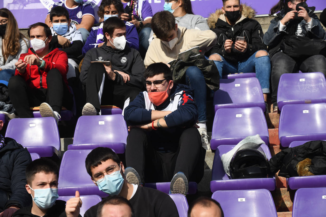 Fotos: Búscate en la grada del Real Valladolid-Leganés (2/4)
