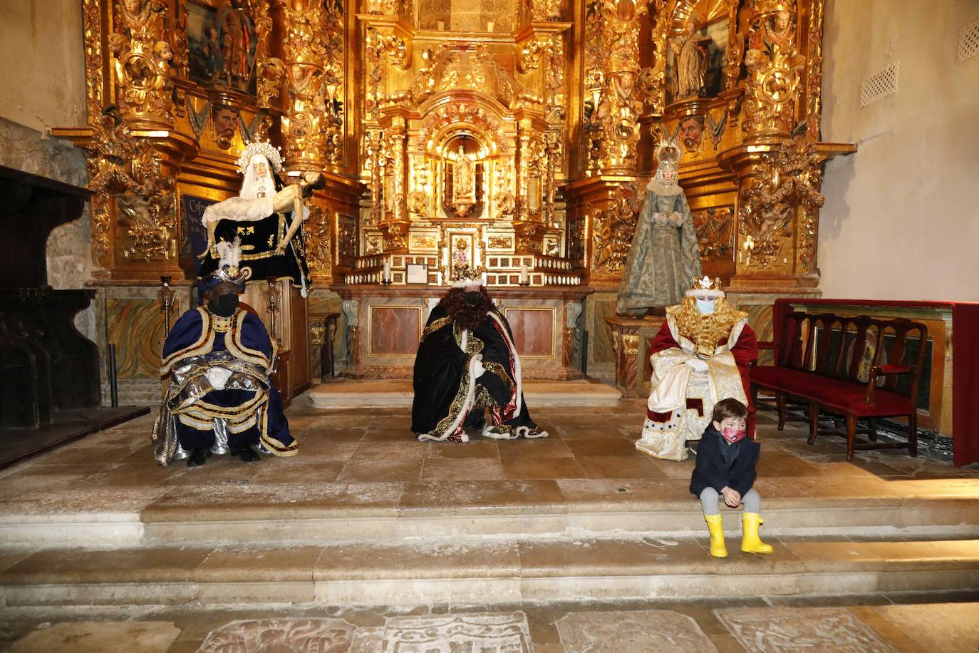 Los Reyes reciben las cartas de los niñosde la comarca de Peñafiel.