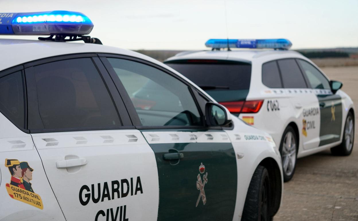 Vehículos de la Guardia Civil, en una imagen de archivo. 