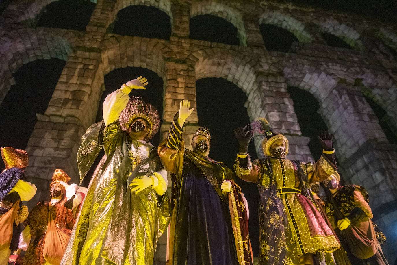 Los Reyes Magos, a su paso por Segovia.