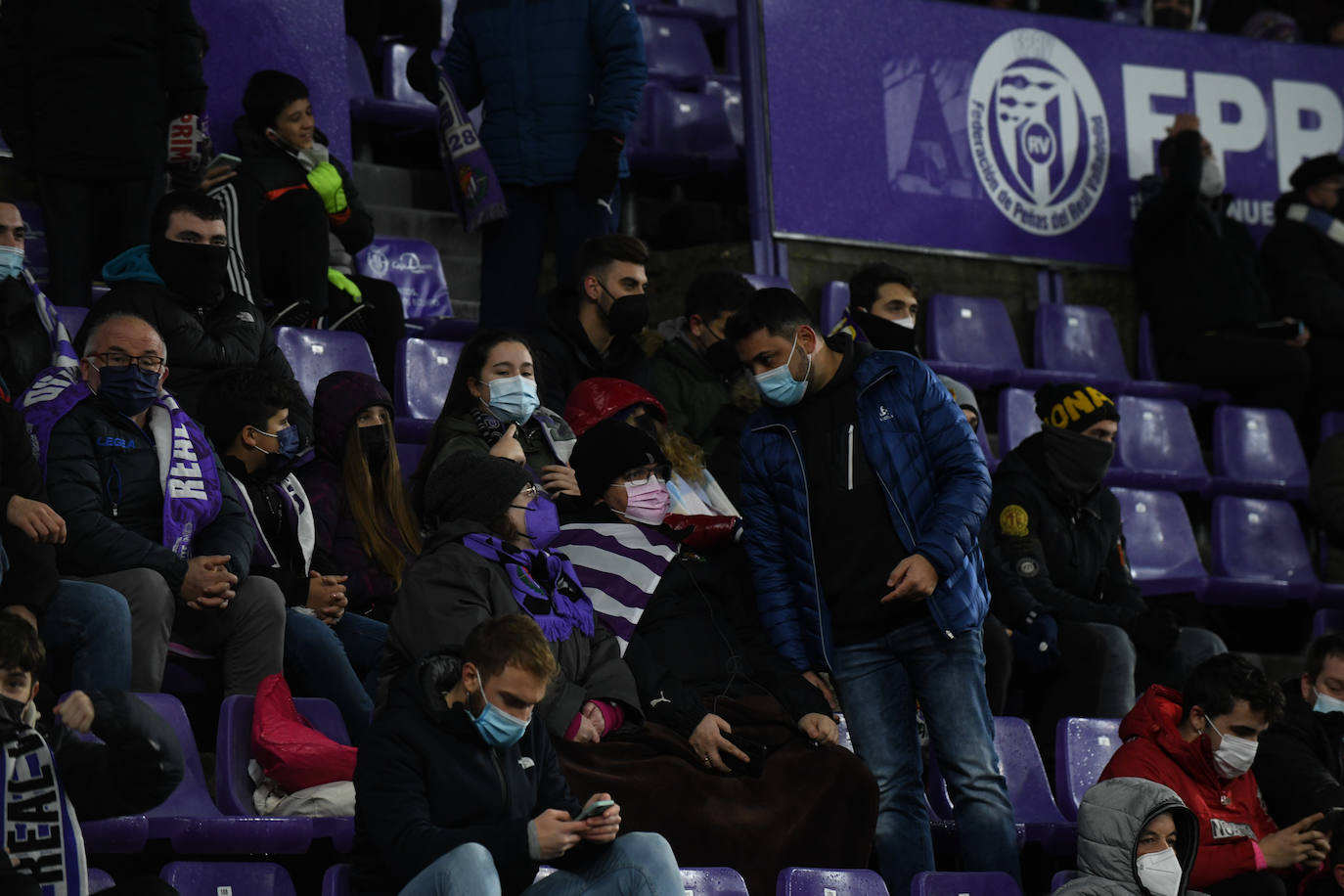 Fotos: Búscate en la grada en el Real Valladolid-Betis