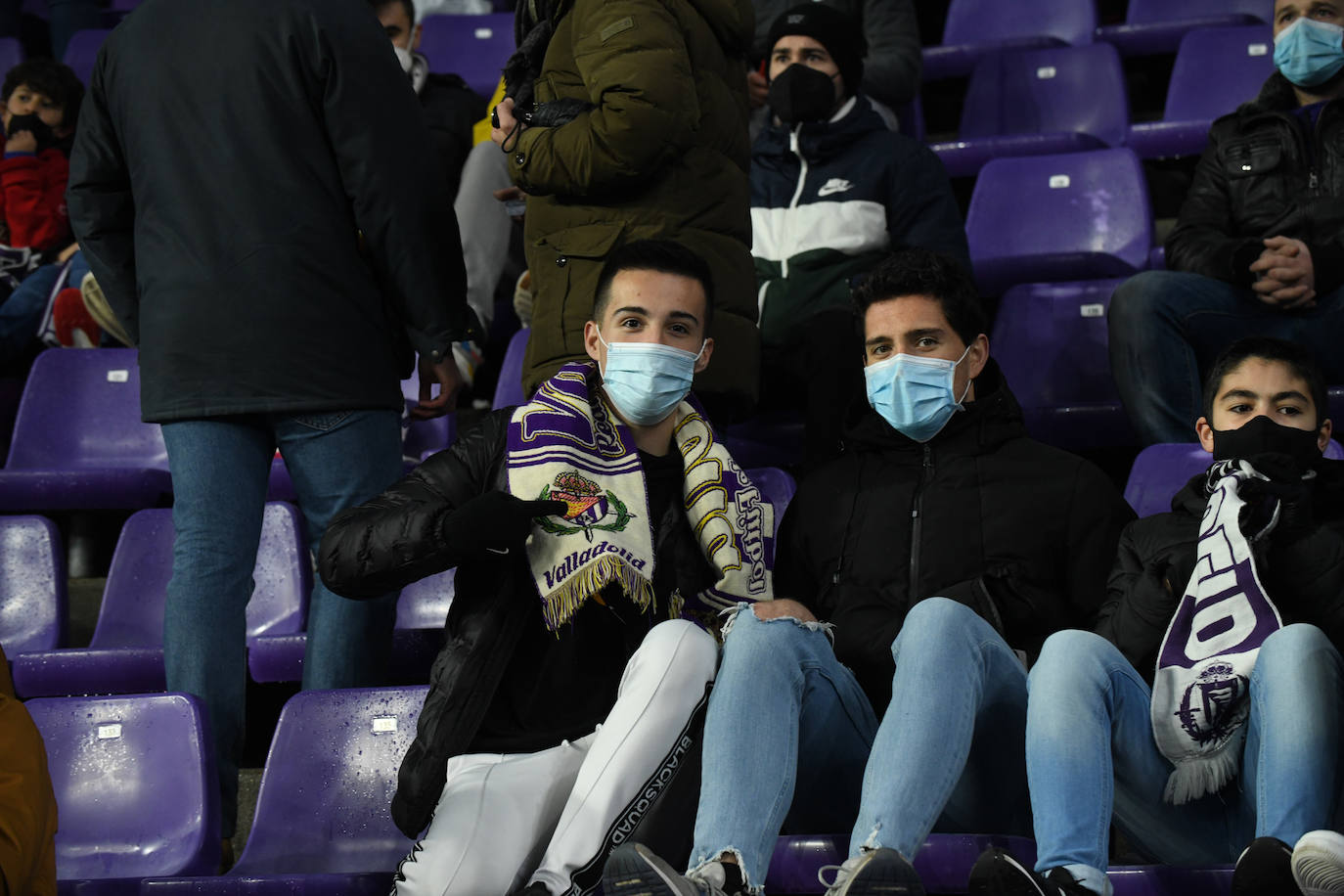 Fotos: Búscate en la grada en el Real Valladolid-Betis