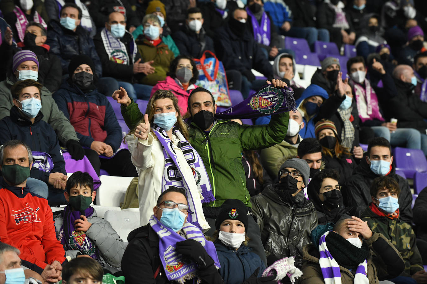 Fotos: Búscate en la grada en el Real Valladolid-Betis