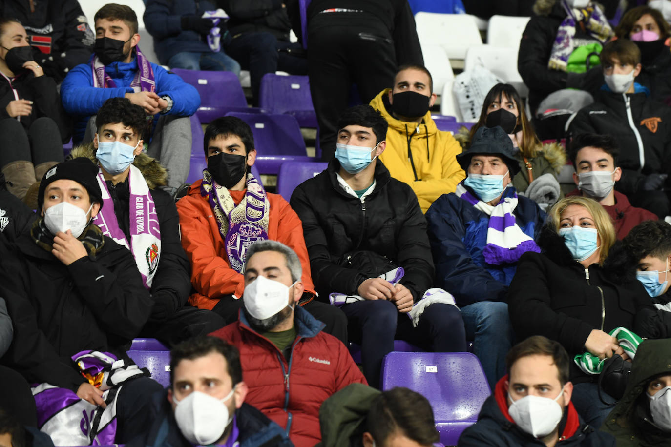 Fotos: Búscate en la grada en el Real Valladolid-Betis