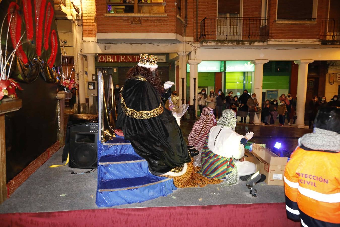 Fotos: Cabalgata de Reyes Magos en Peñafiel