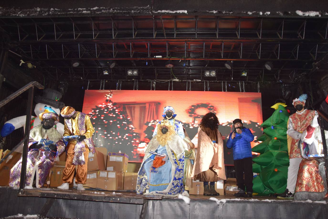 Fotos: Recepción de los Reyes Magos en Velilla