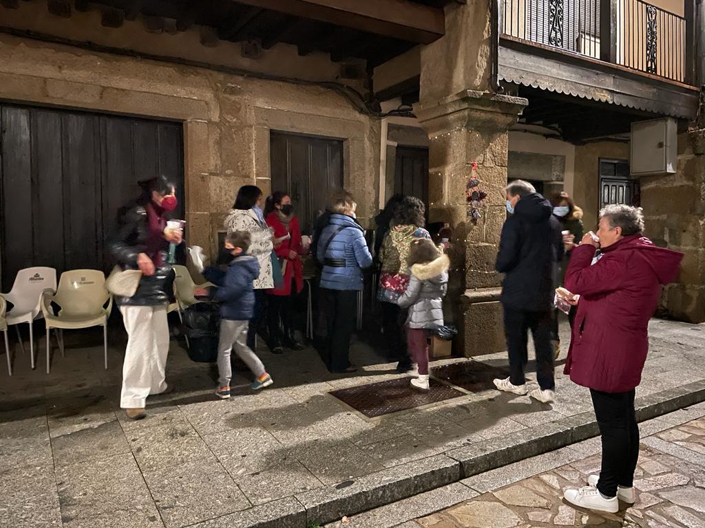 Desde la Residencia de la Diputación hasta el Hospital de Salamanca. Antes de recorrer la capital del Tormes, Melchor, Gaspar y Baltasar visitaron la provincia para cumplir los deseos de los mayores y los pequeños  