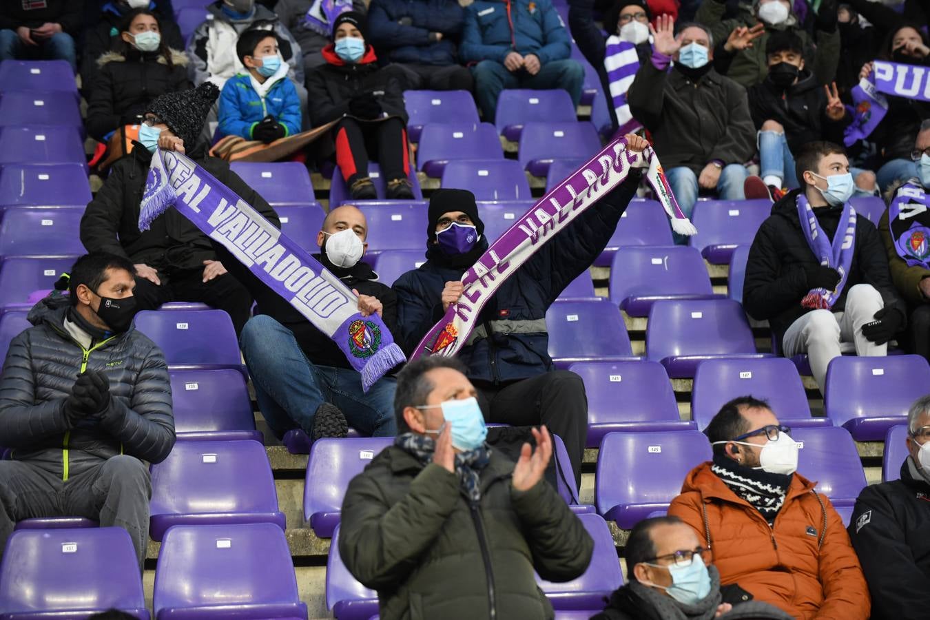 Fotos: Búscate en la grada de Zorrilla (1/4)