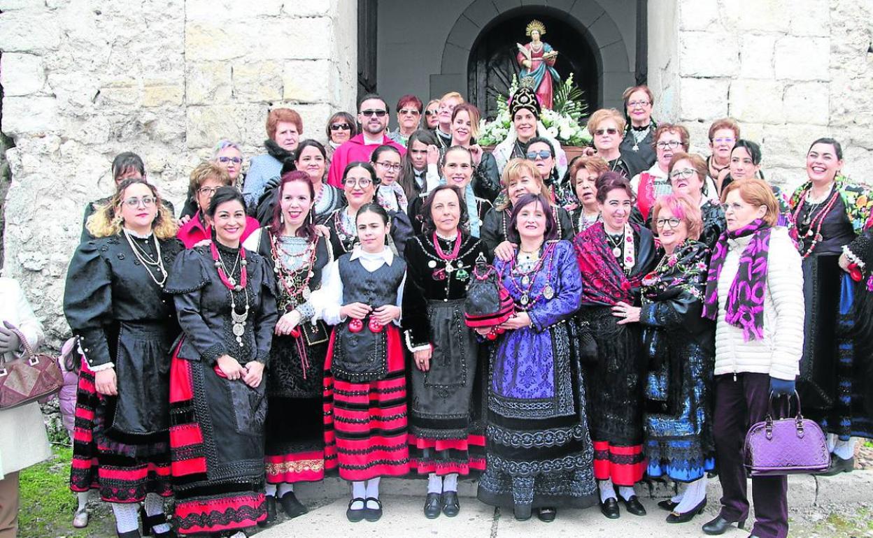 Aguederas de Cuéllar, durante la celebración de la fiesta en 2020. 