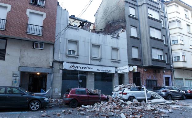 El Ayuntamiento de Ponferrada se personará en la causa por la explosión en un edificio de la calle Alcón