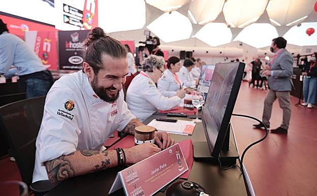 El chef Javier Peña fue jurado ese año en el XVII Concurso Nacional de Pinchos y Tapas. 