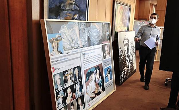 La obra ganadora, junto a otras participantes en el certamen de Acor. 