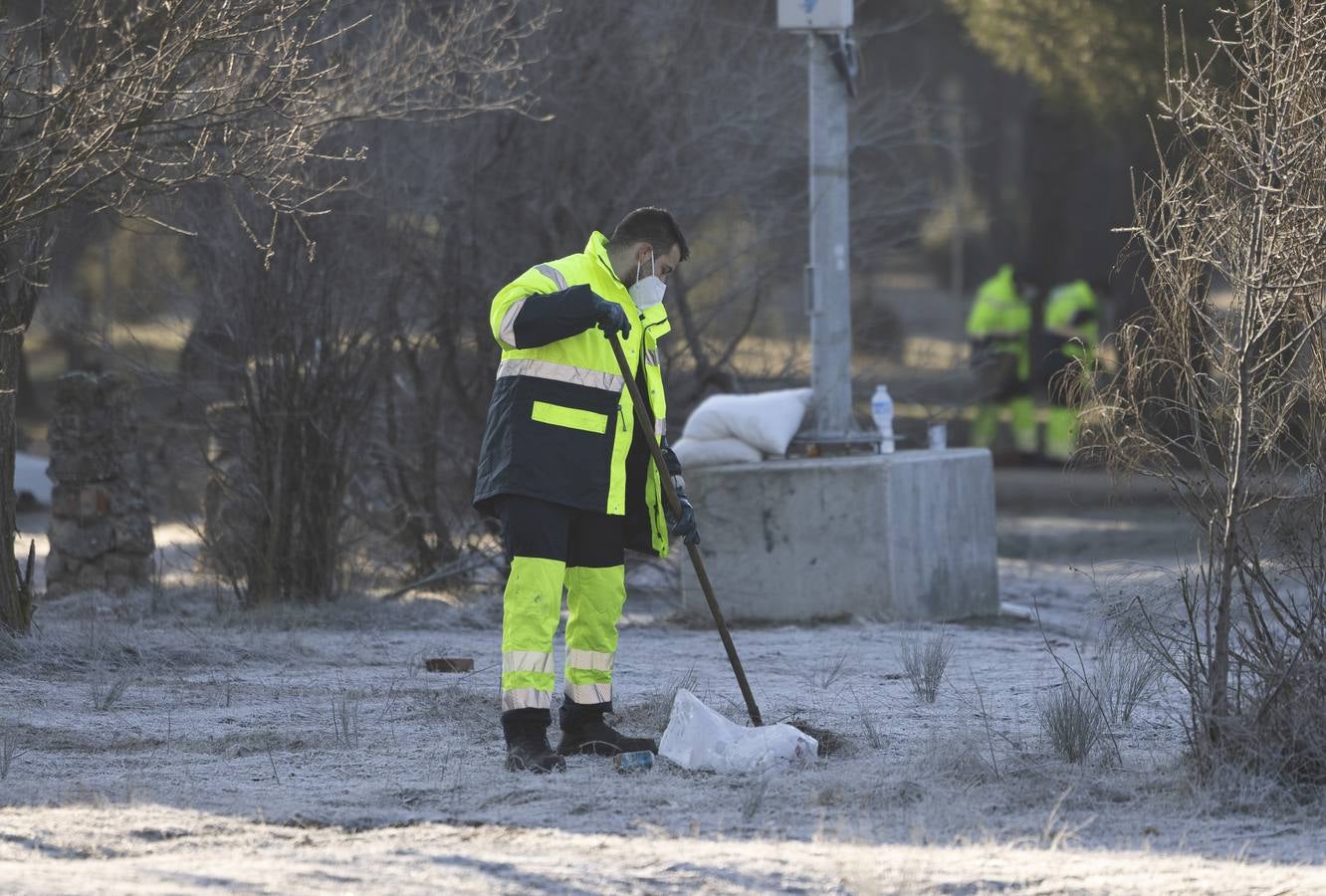 Fotos: Trabajos de limpieza de la antigua Hípica tras el paso de Pingüinos