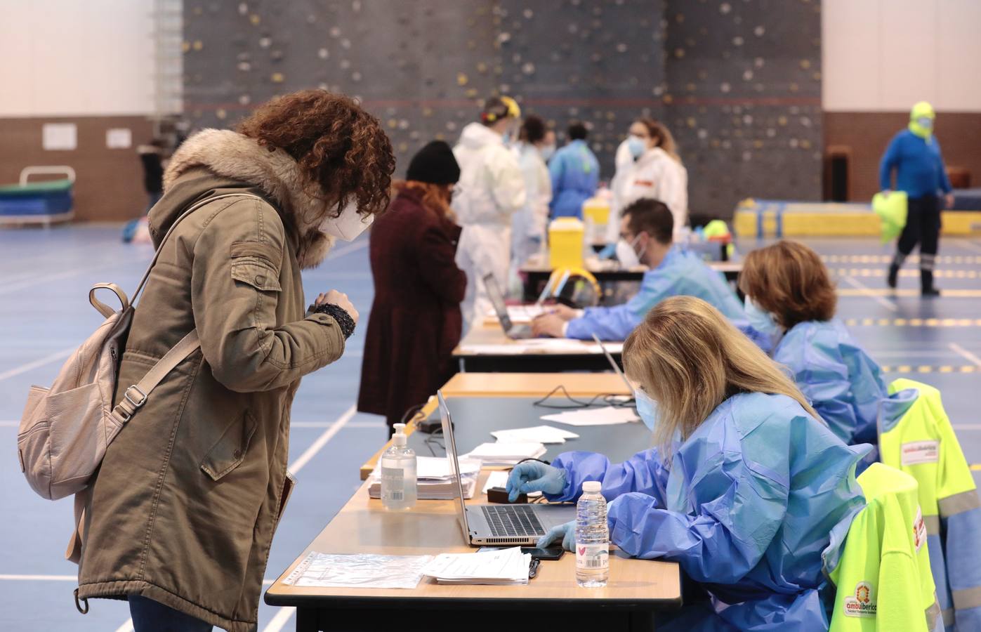 Fotos: Test rápidos de antígenos en la Universidad de Valladolid