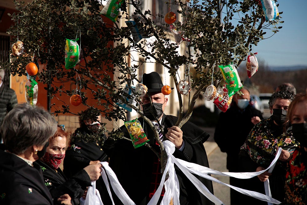 Fiesta patronal de San Sebastián en Sorihuela con procesión, misa y baile