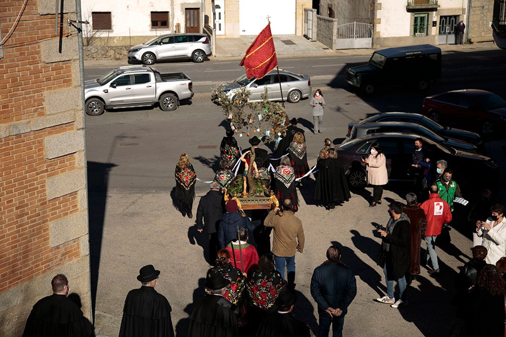 Fiesta patronal de San Sebastián en Sorihuela con procesión, misa y baile