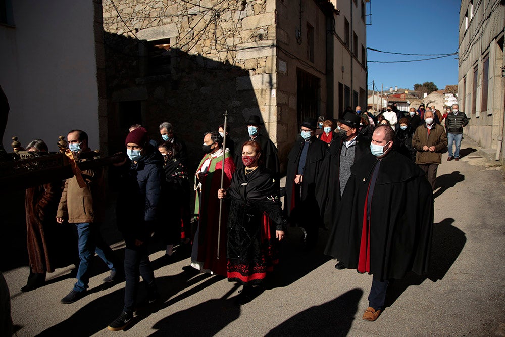 Fiesta patronal de San Sebastián en Sorihuela con procesión, misa y baile