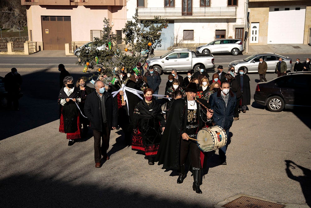 Fiesta patronal de San Sebastián en Sorihuela con procesión, misa y baile